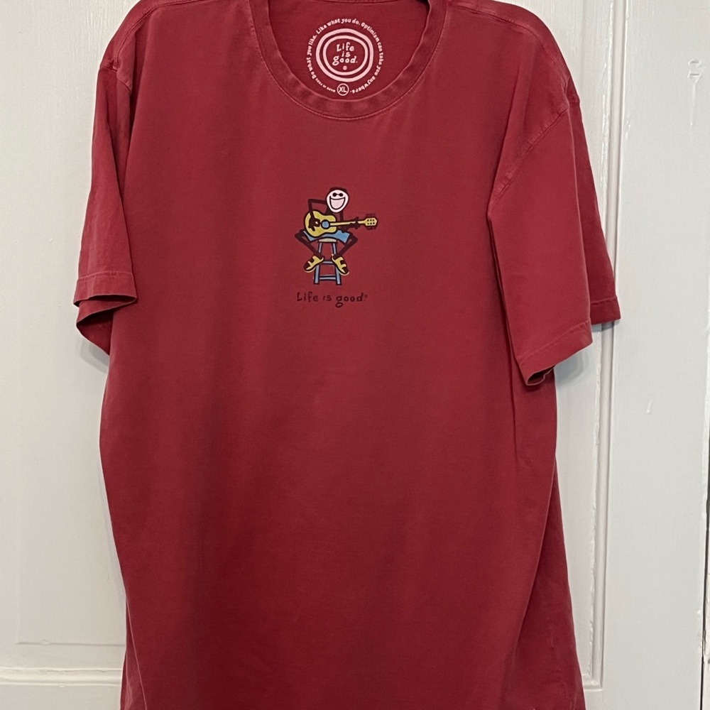 Life Is Good Men's Maroon Graphic Tee